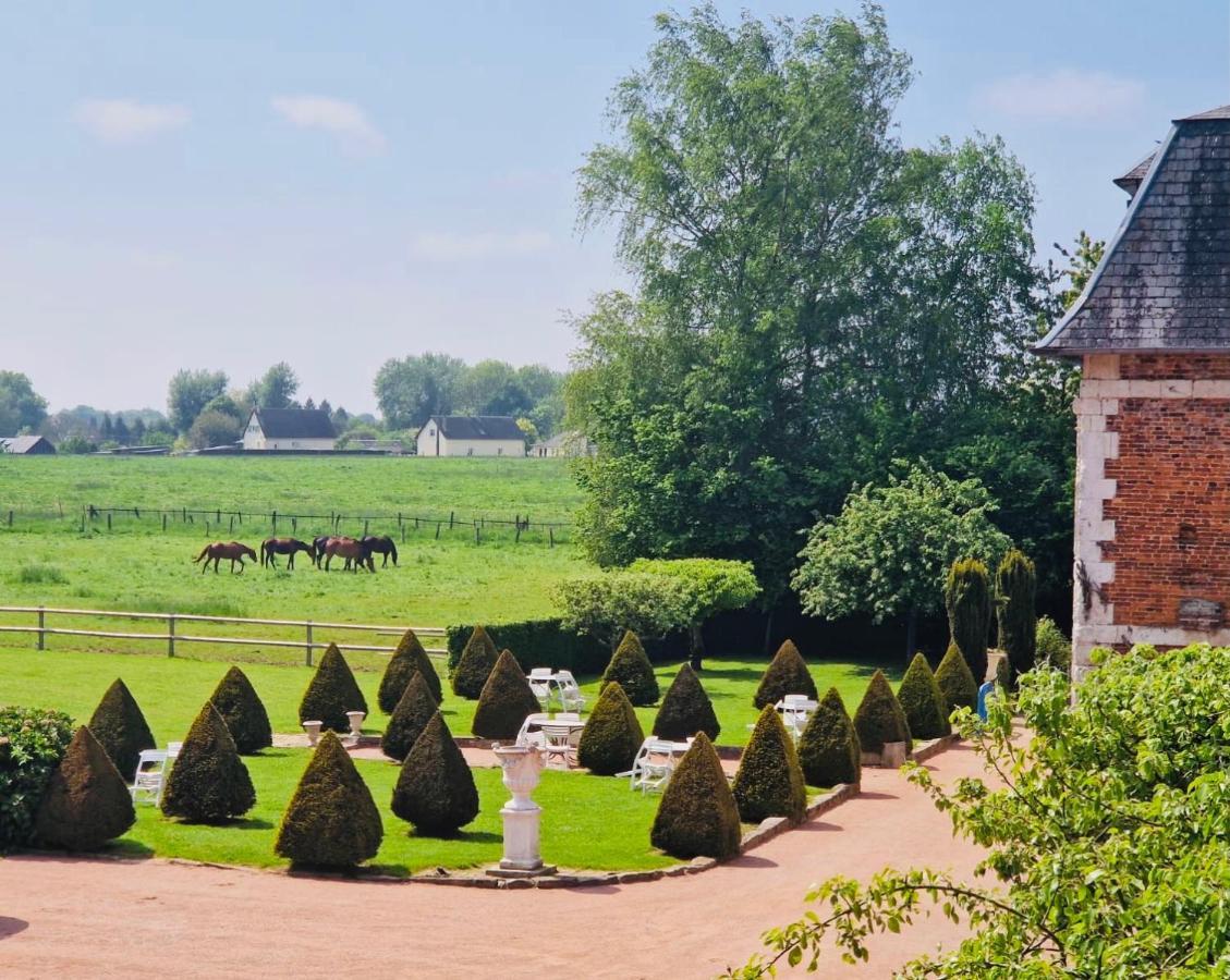 Domaine De L'Orangerie Du Chateau De Motteville Chambres D'Hotes Exterior foto